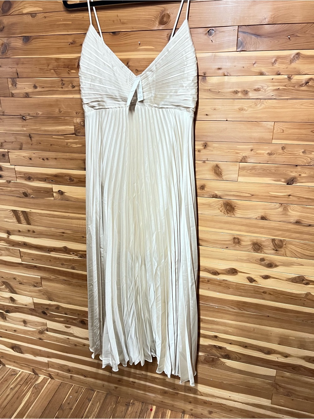 Abercrombie & Fitch Cream Pleated Spaghetti-Strap Maxi Dress - Picture 3 of 5